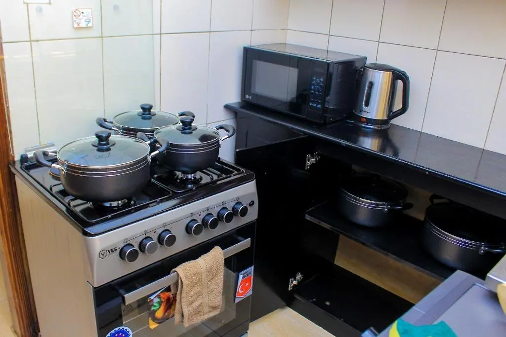 Poppi House 3 Bedroom Kampala Daire
